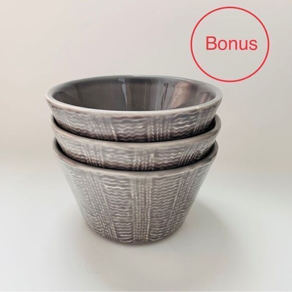 Made in Portugal Earthenware 5 Dinner Plates - Picture 13 of 15